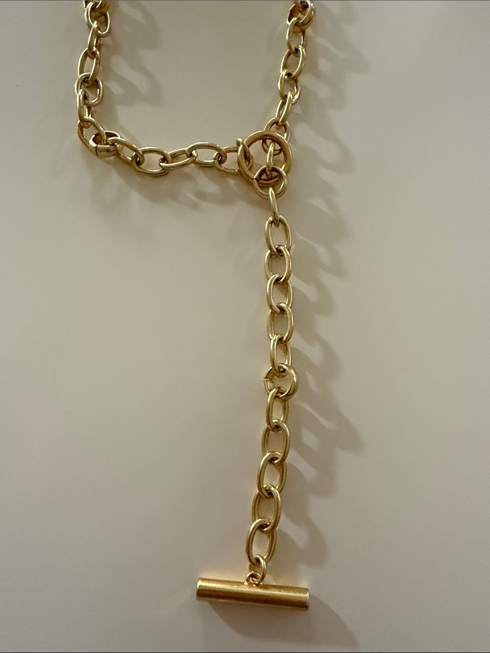 Madewell Toggle Chain Necklace in Vintage Gold, New on card - Picture 4 of 5